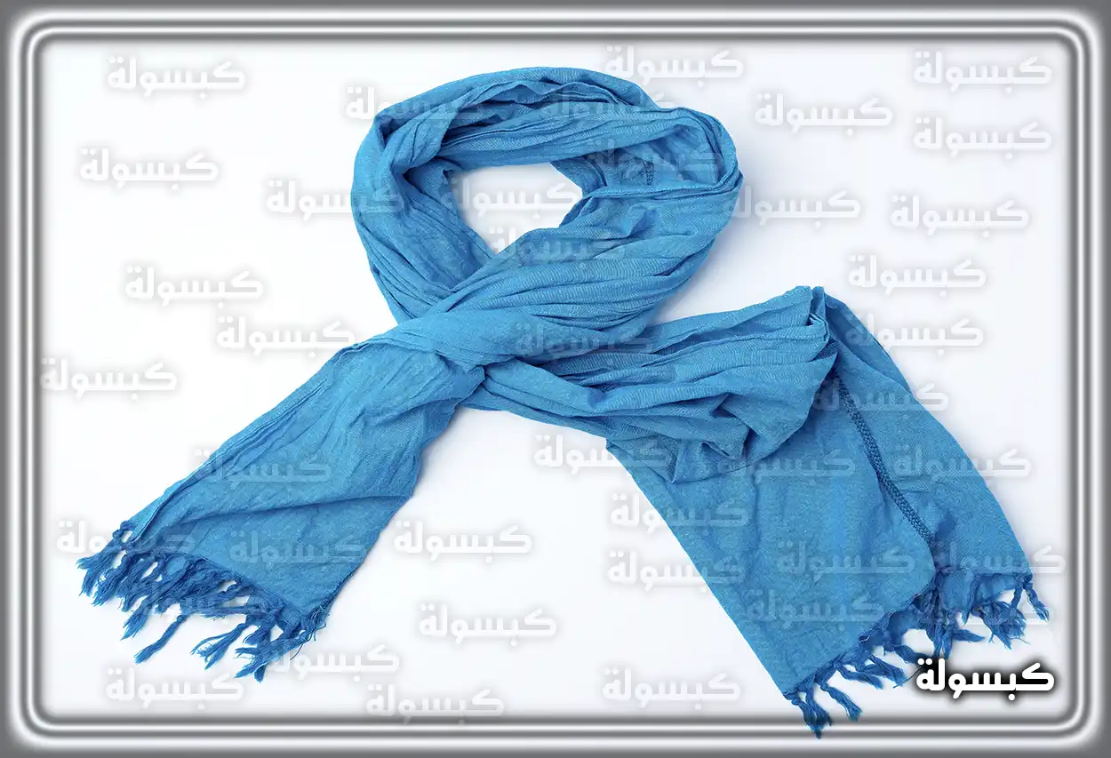 إيشارب أبيض وآخر أسود يوضحان التباين في دلالات الحلم