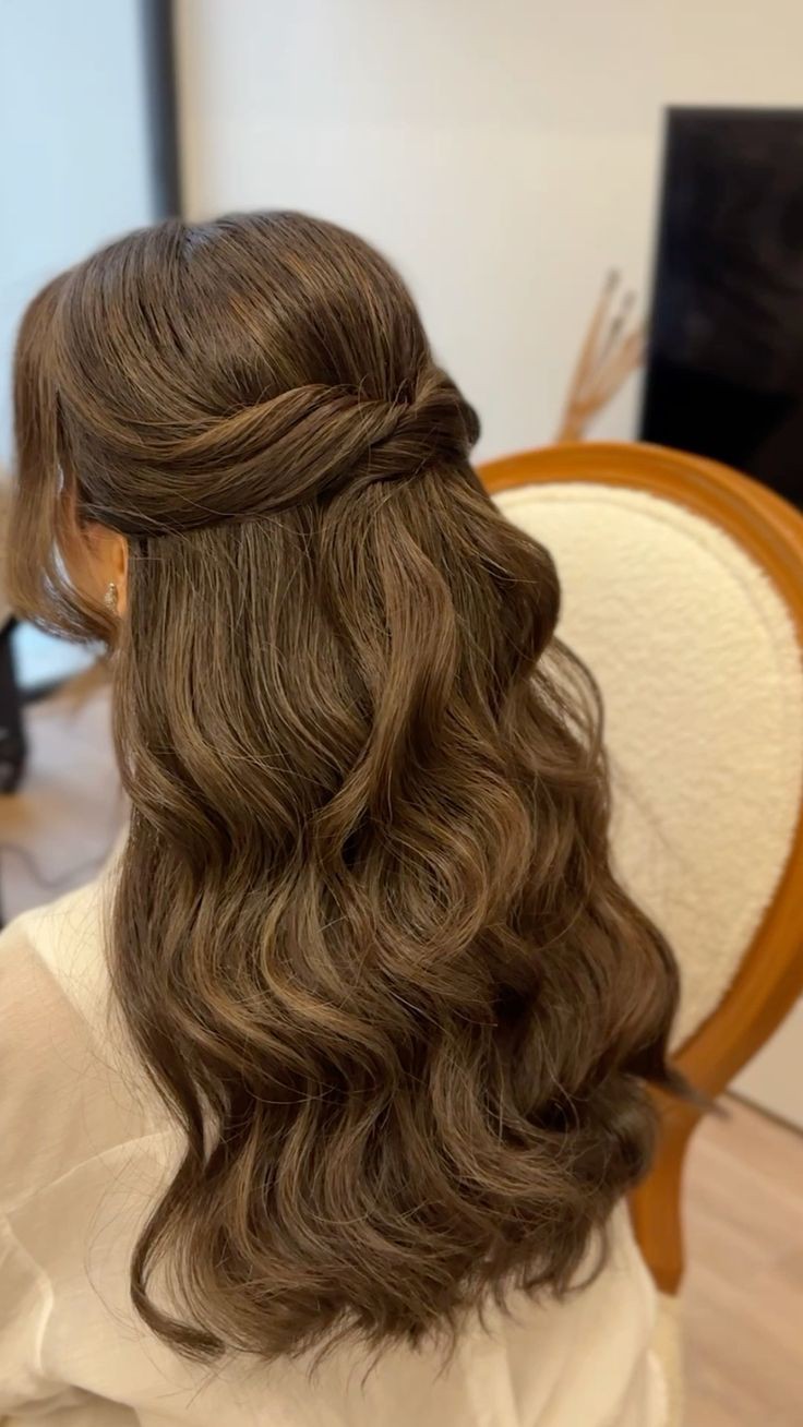 تفسير حلم الشعر الطويل المصبوغ