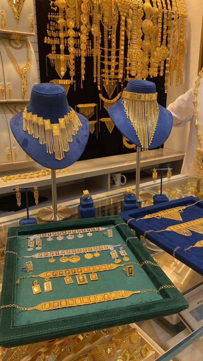 رمزية بيع الذهب في الحلم