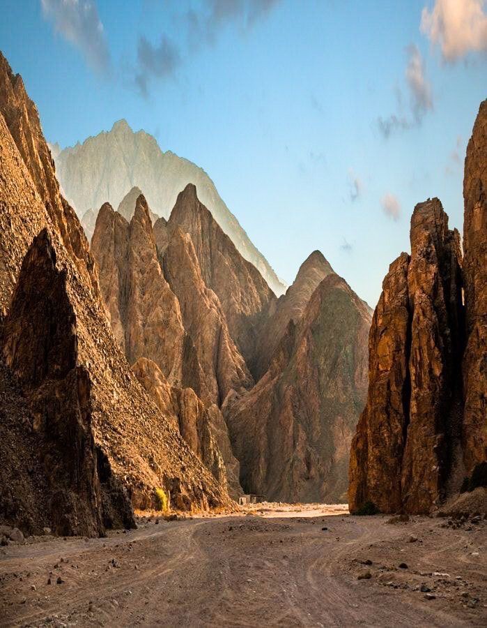 تفسير رؤية الأرض في المنام