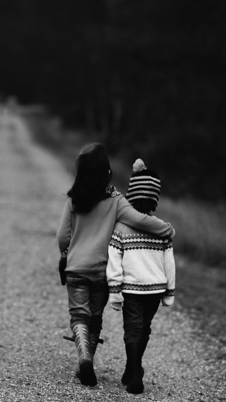 تفسير رؤية الأخ في المنام