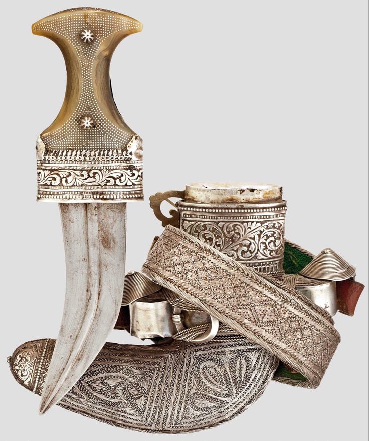 تفسير رؤية الخنجر في المنام