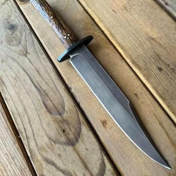 تفسير رؤية السكين في المنام