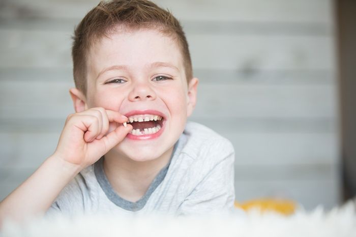 تفسير حلم سقوط الأسنان