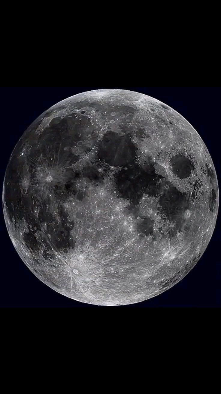 تفسير رؤية القمر في المنام للمرأة والرجل