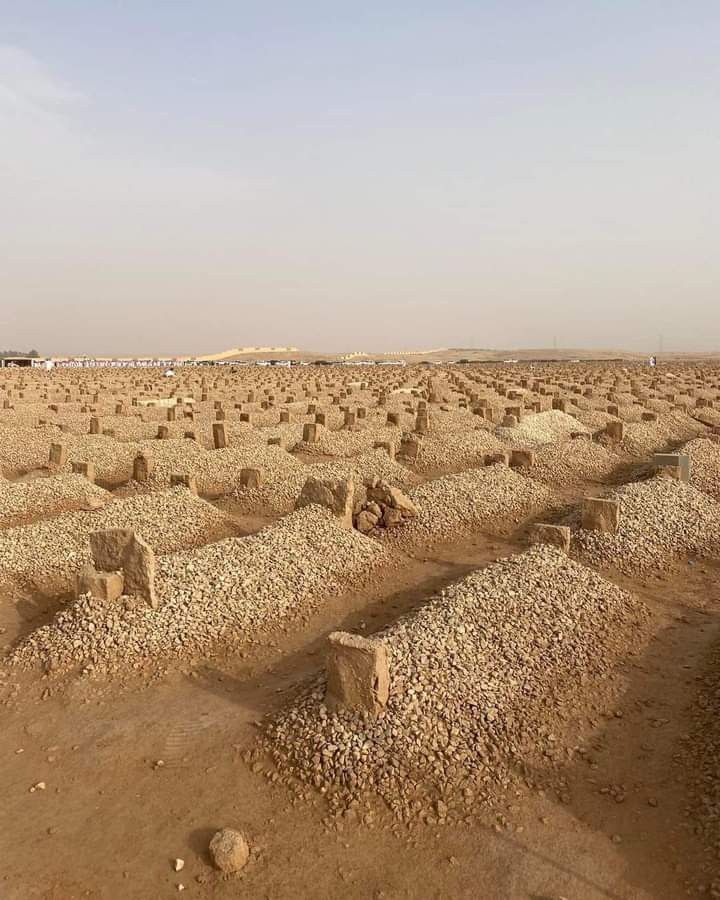 تفسير حلم المقابر في المنام