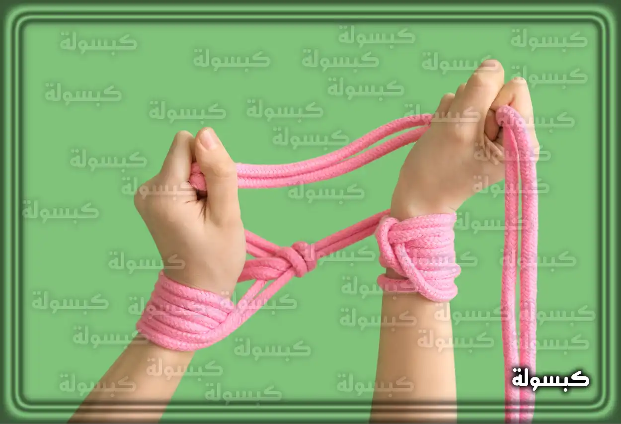 تفسير رؤية حلم الحبل في المنام حبل غسيل معلق عليه ملابس كرمز للبديات الجديدة في الأحلام