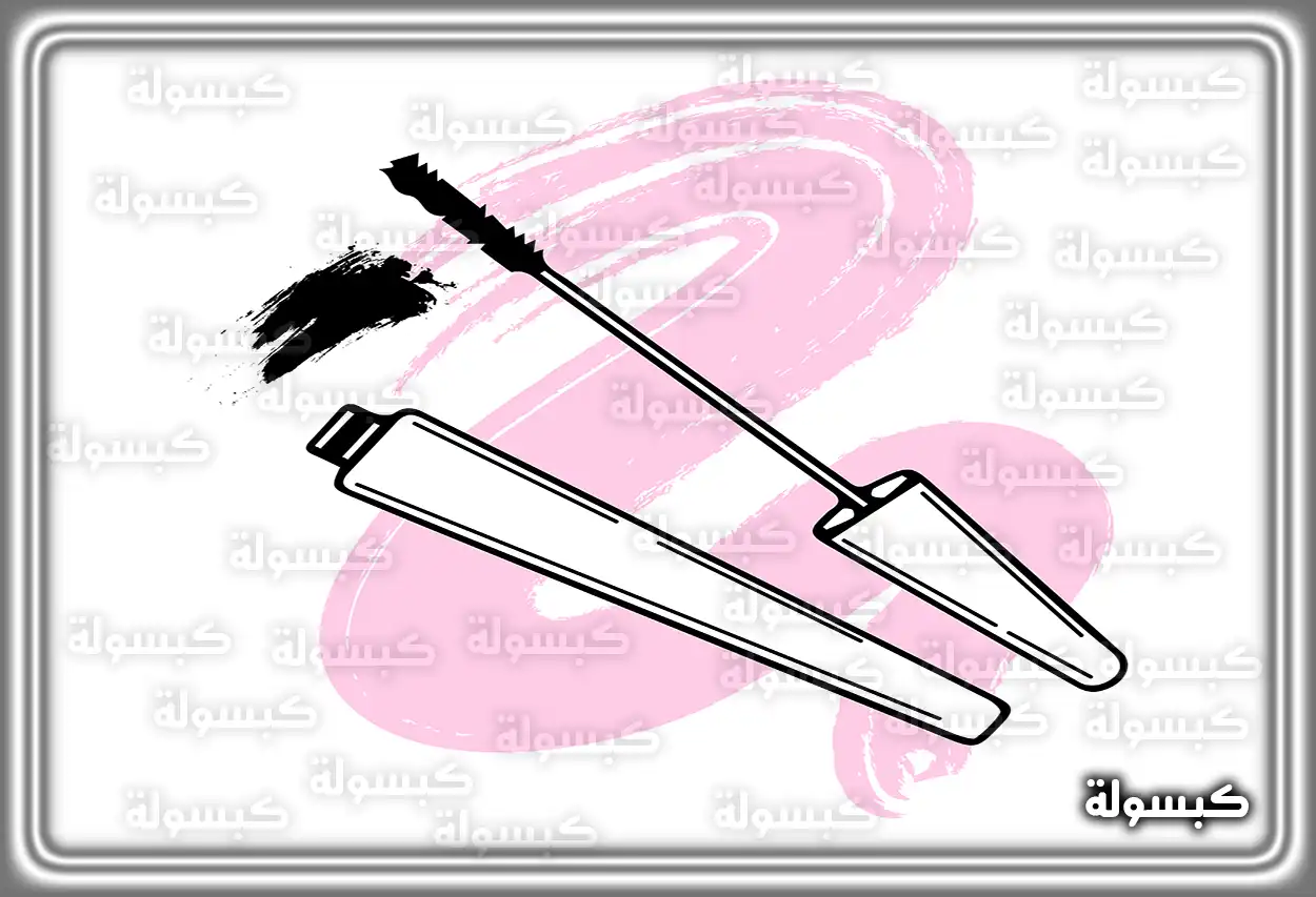 تفسير رؤية حلم كحل العين في المنام امرأة تضع الكحل في عينها كرمز لتفسير حلم الكحل