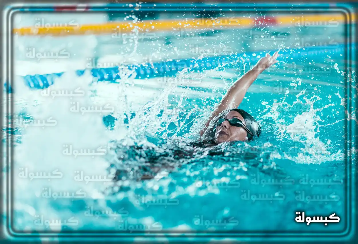 دلالة العوم بالبحر للبنت العزباء تفسير حلم السباحة في البحر للعزباء