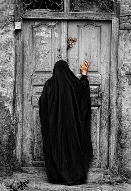 إغلاق الباب في وجه شخص في المنام