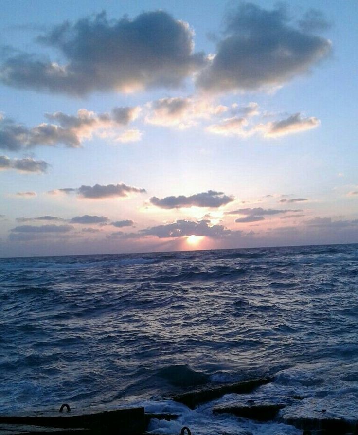 تفسير حلم البحر الهادئ الصافي للرجل