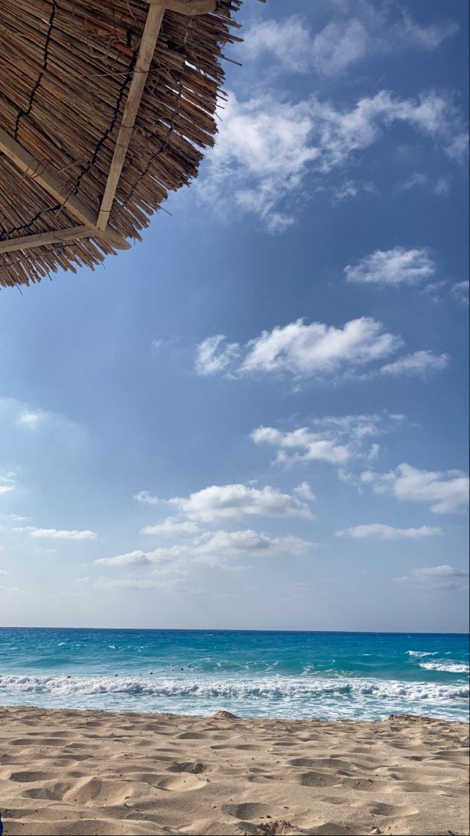 تفسير حلم نزول البحر في المنام