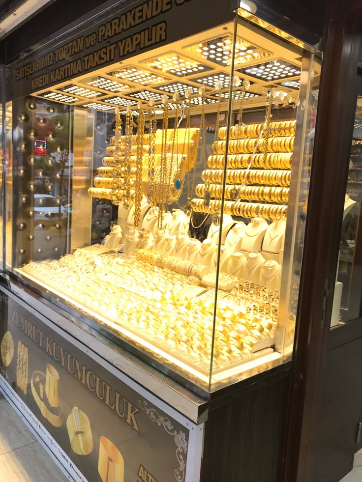 تفسير حلم الذهب للعزباء