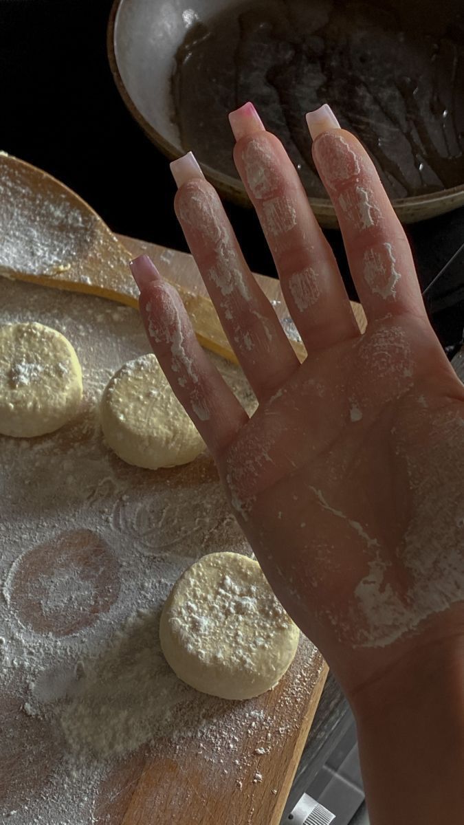 نزع الشعر من العجين في المنام