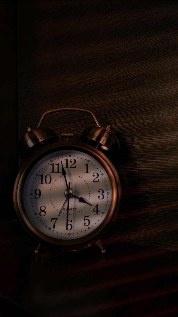 تفسير رؤية ساعة الحائط في الحلم