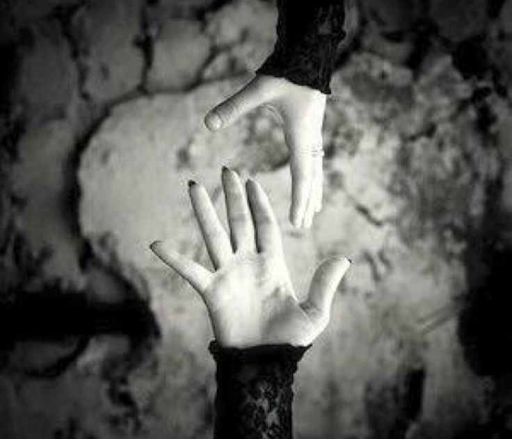 تفسير حلم السقوط من مكان مرتفع