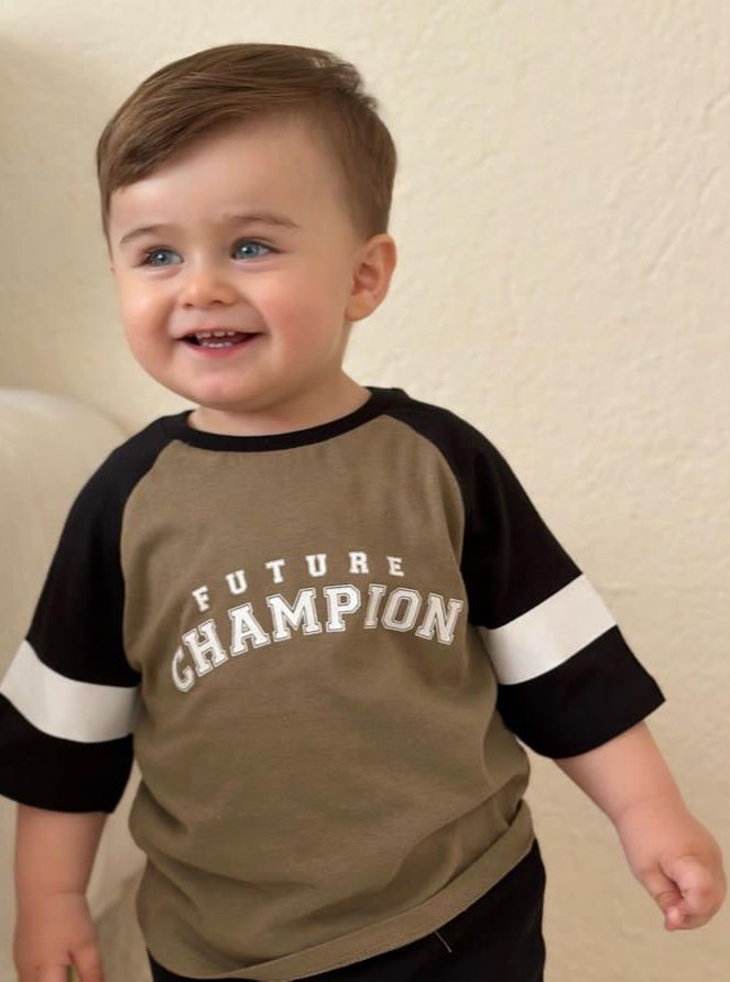 تفسير حلم إنجاب طفل جميل