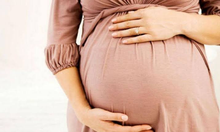 تفسير حلم الحمل للعزباء