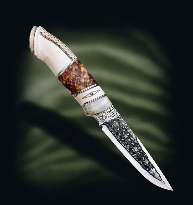 تفسير حلم الطعن بالسكين