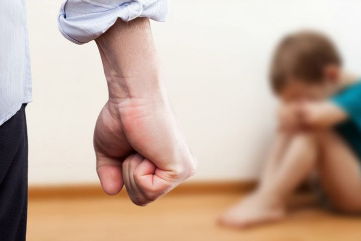 تفسير حلم ضرب الأم لابنها في المنام