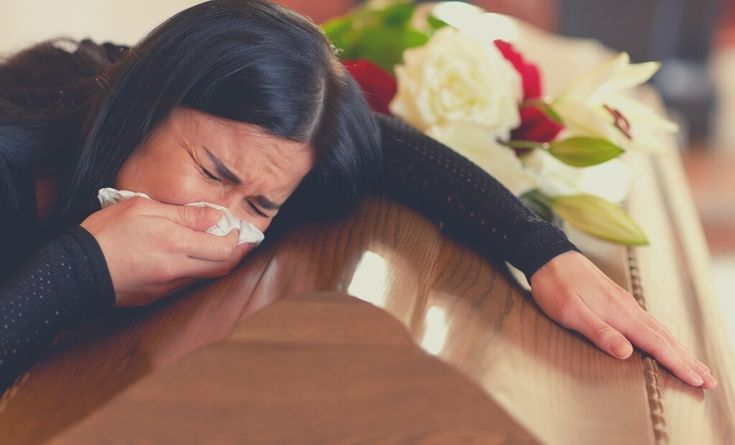 تفسير حلم بكاء الميت في المنام